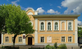 10 октября первоклассники впервые посетили детскую областную библиотеку имени А. С. Пушкина.