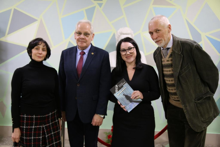 15 декабря в гимназии прошла зимняя сессия «Большого чтения в Саратовской области».
